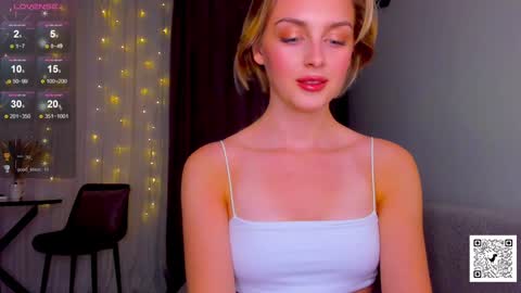 Snapshot of ashbunny_ chatting on January 5, 6:13 pm your pretty Ashley online show from January 5, 6:13 pm