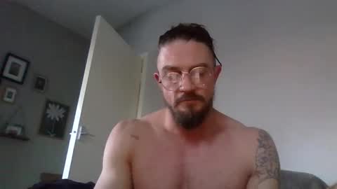 Snapshot of ashdrewery01519813 chatting on November 25, 3:23 pm ashdrewery01519813 online show from November 25, 3:23 pm