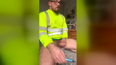 Snapshot of ashdrewery01519813 chatting on February 6, 2:42 pm ashdrewery01519813 online show from February 6, 2:42 pm