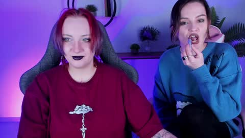 AshleyAshe  online show from December 9, 9:05 pm