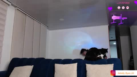 Ashley And Ryan  online show from September 9, 12:10 am