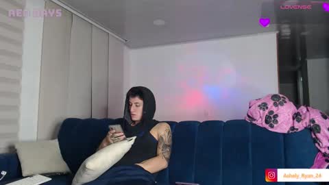 Ashley And Ryan  online show from September 23, 12:13 am