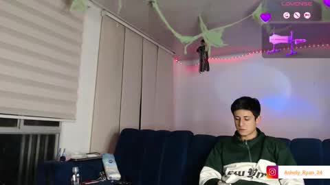 Ashley And Ryan  online show from October 9, 11:36 pm