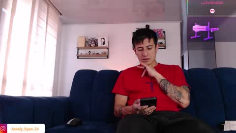 Ashley And Ryan  online show from February 2, 9:46 pm