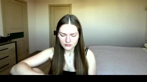 Mila online show from May 11, 9:59 am