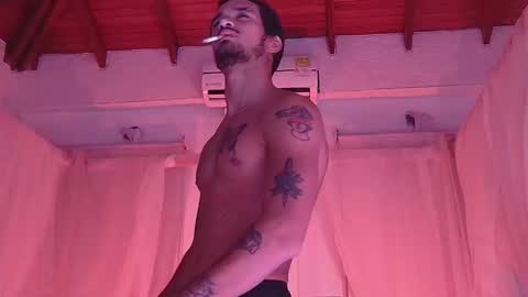 Snapshot of asherxxx_ chatting on February 4, 2:06 am CARIBBEAN DREAM online show from February 4, 2:06 am