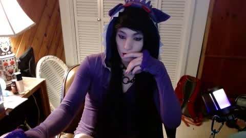 Snapshot of ashethegengar chatting on June 15, 1:52 am Ashley Scarlett online show from June 15, 1:52 am
