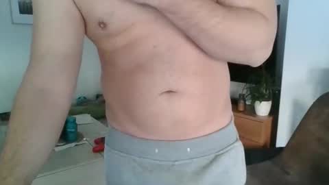 Snapshot of ashiat chatting on March 2, 2:57 pm ashiat online show from March 2, 2:57 pm