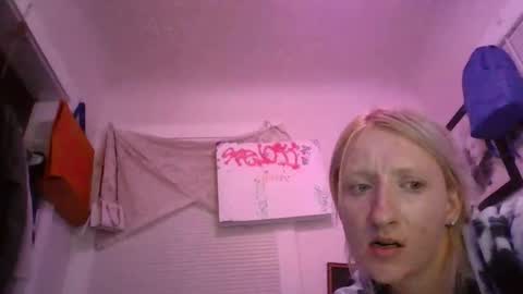 Ashl33mackenzi3 online show from November 10, 12:04 pm