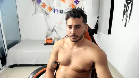 ashlan_king online show from October 31, 3:07 am