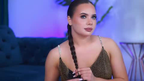 Snapshot of ashleeangel chatting on April 1, 9:21 am Ashley online show from April 1, 9:21 am