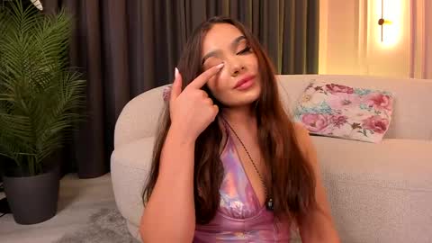 Ashley online show from May 8, 3:50 pm
