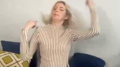 Snapshot of ashleebby818 chatting on January 10, 7:15 pm Ashlee online show from January 10, 7:15 pm