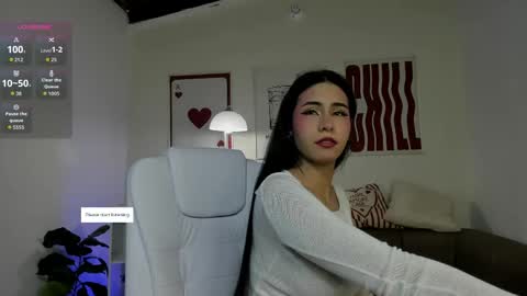   online show from May 22, 12:11 pm
