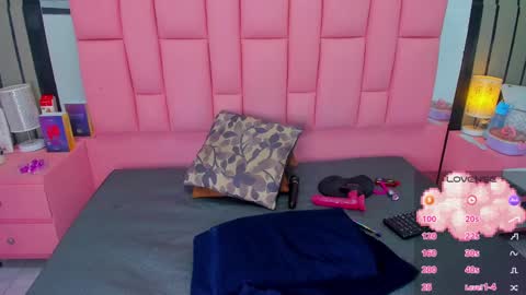 Ashly online show from February 12, 5:26 pm