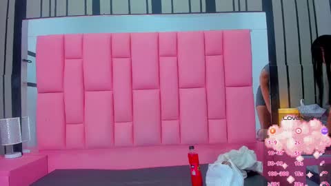 Ashly online show from March 1, 11:28 am