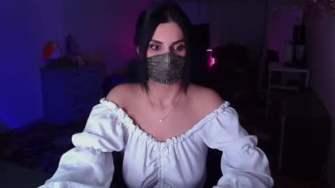   Yasmina   online show from December 4, 6:55 am