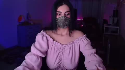   Yasmina   online show from December 14, 7:18 am