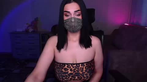   Yasmina   online show from January 2, 3:26 am