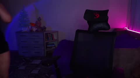   Yasmina   online show from January 11, 3:44 am