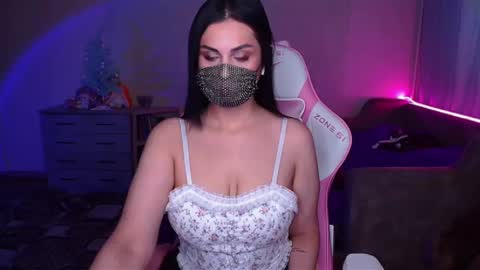   Yasmina   online show from February 2, 4:59 am