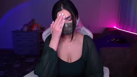   Yasmina   online show from February 10, 6:53 am