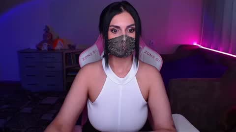   Yasmina   online show from February 11, 7:23 am