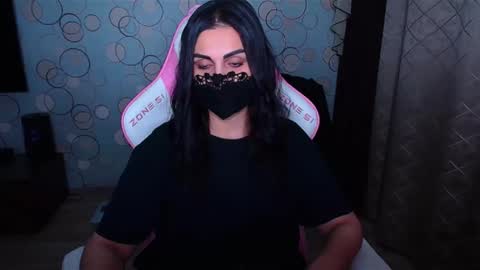   Yasmina   online show from October 21, 2:45 am