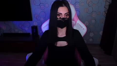   Yasmina   online show from April 29, 4:05 am