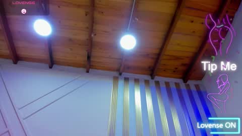 ashley online show from January 31, 6:03 pm