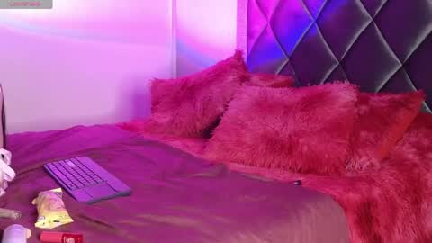 Ashley online show from May 13, 9:22 pm