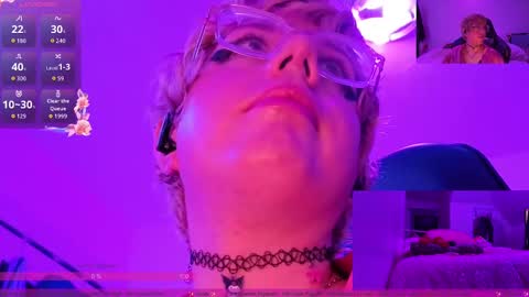 Snapshot of ashley_angel_love chatting on October 5, 1:48 am Angel Ashley Love online show from October 5, 1:48 am