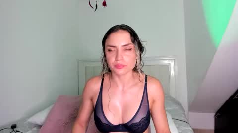 ashley_blair online show from May 6, 7:08 pm