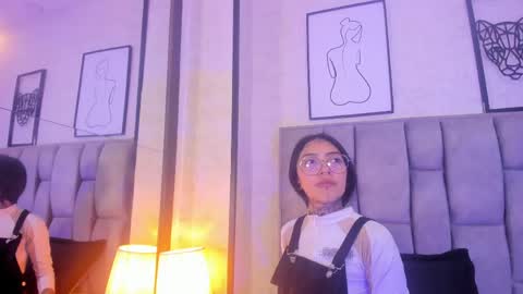 ashley_blum_ online show from May 19, 11:27 am
