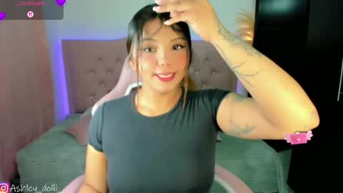 Ashley online show from April 24, 9:06 pm