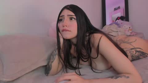 ashley_js online show from April 29, 7:53 pm