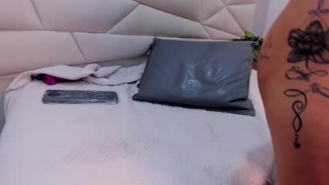 ashley_miller26 online show from February 18, 5:42 pm