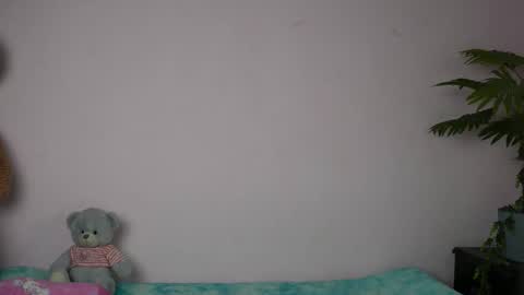 ashley_winhouse online show from May 15, 2:13 pm