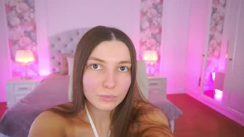 Snapshot of ashleybaee chatting on April 17, 12:19 pm ashleybaee online show from April 17, 12:19 pm