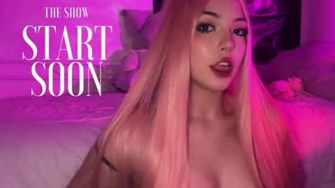 Ashlee Boox   online show from May 26, 2:46 pm