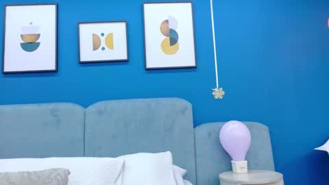 Ashley Evans online show from October 17, 8:22 pm