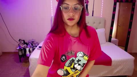 Snapshot of ashleyevanz chatting on January 29, 6:22 am Ashlei Evanz online show from January 29, 6:22 am