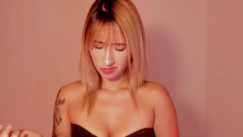 dahiana online show from October 17, 1:57 pm