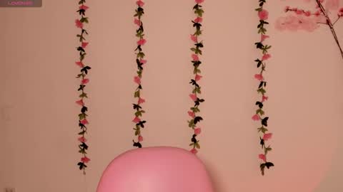 Snapshot of ashleyroys_111 chatting on March 26, 7:08 pm dahiana online show from March 26, 7:08 pm