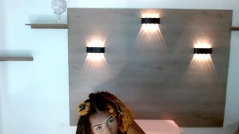 Snapshot of ashleysofiathenison chatting on July 18, 1:48 pm ashleysofiathenison online show from July 18, 1:48 pm