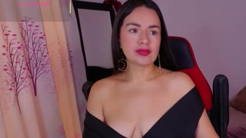 ASHLEY online show from January 9, 2:20 pm