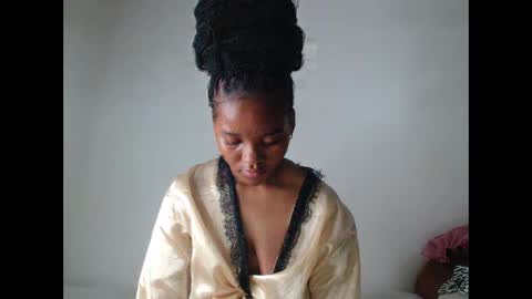 ashleyt255 online show from November 18, 4:22 pm