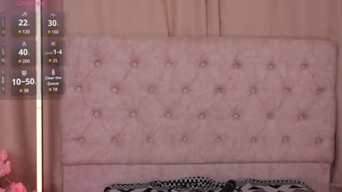 Ashley Lauren online show from January 28, 7:00 am