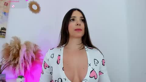 Snapshot of ashleywalkerr chatting on October 25, 1:57 am ashleywalkerr online show from October 25, 1:57 am