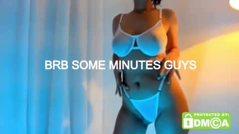 Snapshot of ashllovee_ chatting on October 3, 12:02 pm ashllovee online show from October 3, 12:02 pm
